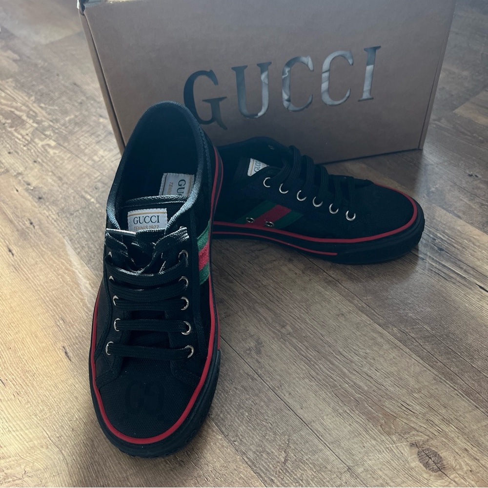 Gucci black sneakers size 37